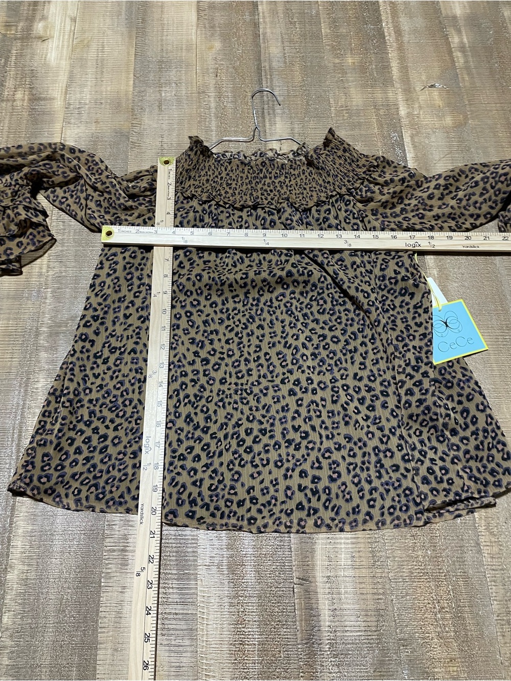 Cece Leopard Print Off-Shoulder Ruffle Sleeve Top - Brown NWT - Picture 7 of 7